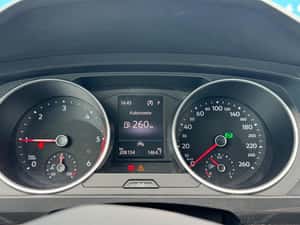 Volkswagen Tiguan 2022, 17.990 EUR, 208.200 km, SUV — miniatura 6