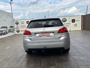 Peugeot 308 Break Diesel 120 CP — miniatura 6