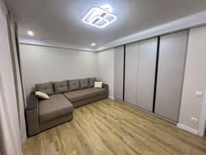 Inchiriem apartament Chibrit — miniatura 1