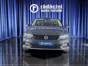 Volkswagen Passat Automată 150 HP Diesel — miniatura 4
