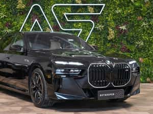 BMW M760 - Second hand, hibrid, 28.276 km