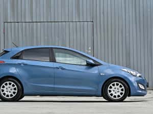 Hyundai i30 1.4 benzina rate — miniatura 7