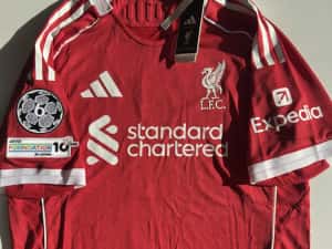 Tricou Liverpool Acasa UCL 25/26 Van Dijk Wirtz (M/L) — miniatura 5