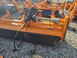 Mulag brat lung tăiat iarba ptr unimog și accesorii — miniatura 5