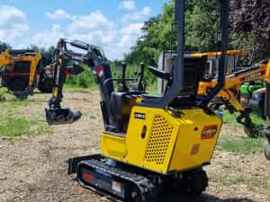 Miniexcavator Lubeck Ex 100~ Nou~Garantie 2 ani~ — miniatura 3