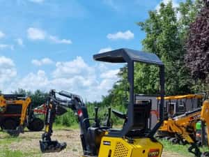 Miniexcavator Lubeck Ex 100~ Nou~Garantie 2 ani~ — miniatura 7