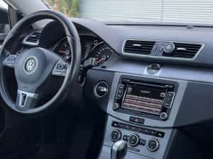 Vand Volkswagen Passat B7 inmatriculata RO 2.0TDI LED automata posibilitate rate / leasing / finantare urgent negociabil — miniatura 5