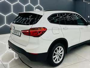 BMW X1 2018 1.5D E6 — miniatura 4