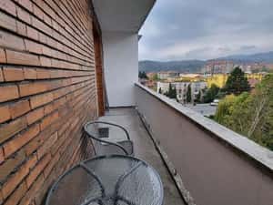 Închiriez apartament cu 2 camere — miniatura 2