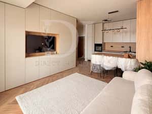 Apartament la cheie / etaj intermediar / Zona Eroilor