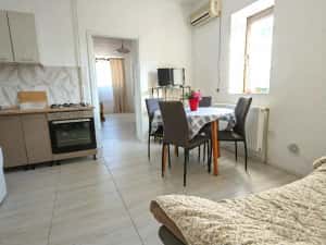 Apartament de închiriat zonă ultracentrală, lângă Catedrala Sf. Dumitru — miniatura 3