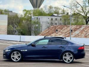 Jaguar XE Jaguar XE R Sport — miniatura 4
