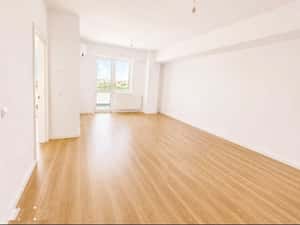 INTABULAT!Apartament cu 2 camere, decomandat, et. 2, 60mp, 132.000euro — miniatura 3