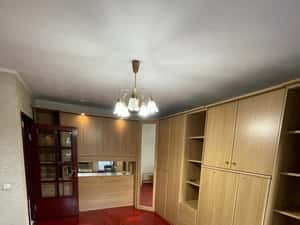 Inchiriez garsonieră 45 mp Decebal piata muncii 10 minute piata unirii — miniatura 2