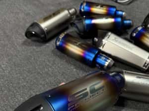 Finale/Tobe (SC Project, Akrapovic) potrivite moto/atv/enduro etc — miniatura 3