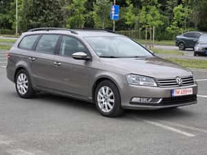 Volkswagen Passat B7 Variant 1.6 TDI 105 CP — miniatura 2
