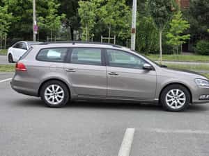 Volkswagen Passat B7 Variant 1.6 TDI 105 CP — miniatura 5