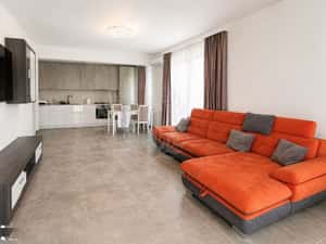 Apartament 3 camere, 2 bai, parcare proprie, cartier Albert, Ploiesti
