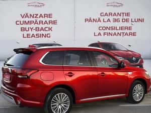 Mitsubishi Outlander 2021 Hibrid 135 CP Automată — miniatura 4