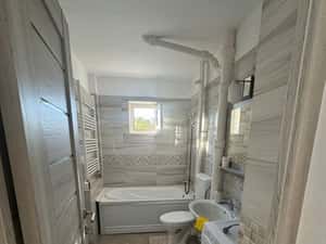 Închiriez apartament ultracentral — miniatura 6