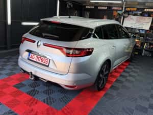 Renault Megane IV Bose Edition 1.3 TCE + GPL — miniatura 4