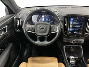 Volvo XC40 Hibrid 2020 - 262 cp - Preț 23.490 EUR — miniatura 6