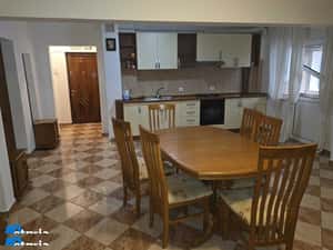 Apartament 3 camere moern si spatios in Gvana 3, stradal. piata