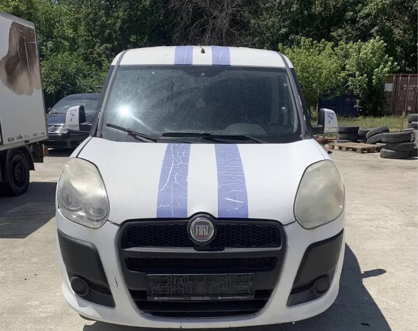 Compresor ac Fiat Doblo 1.4 benzina 2011 — fotografie 1 din 4