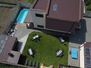 Party Casa Petreceri Piscina incalzita 28-30°C vila Sauna Nunta Botez Mot Jacuzzi Majorat Foisor Gratar Cununie Burlaci Onomastica  gender reveal — miniatura 3