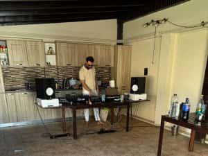 Party Casa Petreceri Piscina incalzita 28-30°C vila Sauna Nunta Botez Mot Jacuzzi Majorat Foisor Gratar Cununie Burlaci Onomastica  gender reveal — miniatura 6