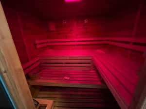 Party Casa Petreceri Piscina incalzita 28-30°C vila Sauna Nunta Botez Mot Jacuzzi Majorat Foisor Gratar Cununie Burlaci Onomastica  gender reveal — miniatura 8