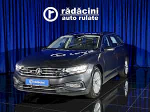Volkswagen Passat Automată 150 HP Diesel — miniatura 4