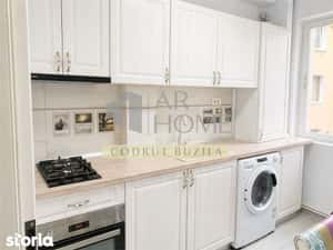 Apartament 2 camere, renovat, ultracentral, Ploiesti — miniatura 4