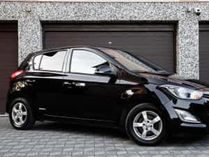 ~Hyundai i20~An 2015~1.2 Benzină~Km 143000~ Euro 5 — miniatura 3