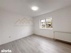 Apartament 3 camere, parter, cu loc de parcare si gradina, zona Piata — miniatura 4