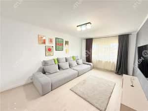 Apartament cu 2 camere decomandatecu pivnita zona Vasile Aaron