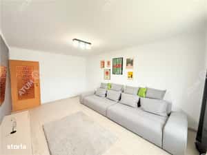 Apartament cu 2 camere decomandatecu pivnita zona Vasile Aaron — miniatura 5