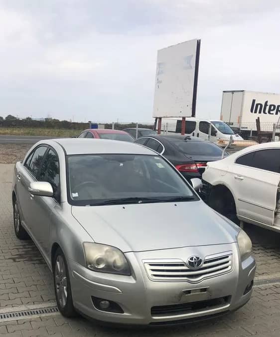 Dezmembram Toyota Avensis 2.0 D an fabr 2007 — fotografie 1 din 9