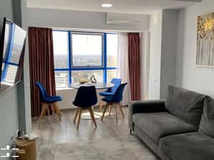 Apartament de vanzare /închiriat, 3 camere,mobilat si utilat.