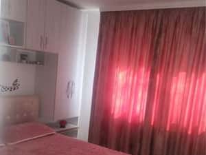 Vand sau schimb apartament cu 4 camere cu casa — miniatura 4