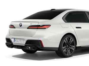 BMW M760, 571 CP, Hibrid, 2024, 47.400 km — miniatura 4