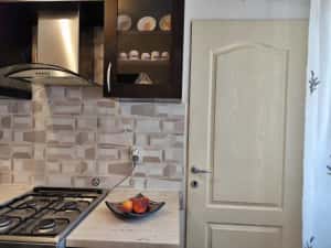 Apartament 4 camere, Calea Aradului - Oradea, tip D, renovat, vanzare — miniatura 2