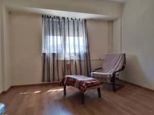 Apartament 4 camere, Calea Aradului - Oradea, tip D, renovat, vanzare — miniatura 7