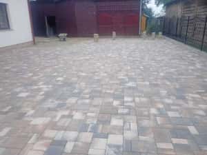 Adi executa lucrari pavaje escavari decopertari de la A la Z — miniatura 3