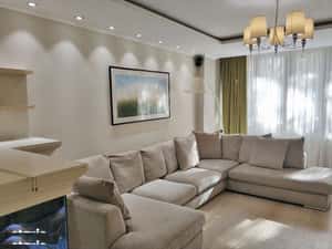 Centru - Apartament modern, cu 3 camere