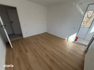 Titan, parcul Titanii, pe Zavideni, 10 minute metrou, renovat complet — miniatura 4