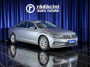 Volkswagen Passat 2022, 90.332 km, Gri