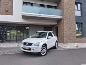 Suzuki Grand Vitara 4x4 Model Black White — miniatura 9
