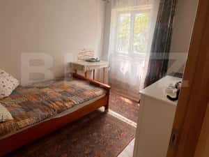 Apartament 2 camere, decomandat, etaj 1, zona Catedralei — miniatura 5