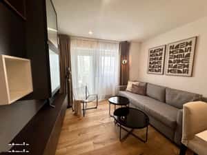 Inchiriez apartament 3 camere, Piata Spitalului-Intim — miniatura 3